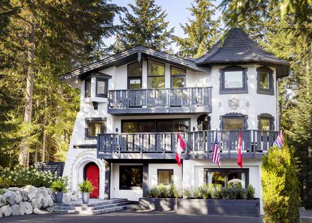 Haus Heidi Whistler exterior