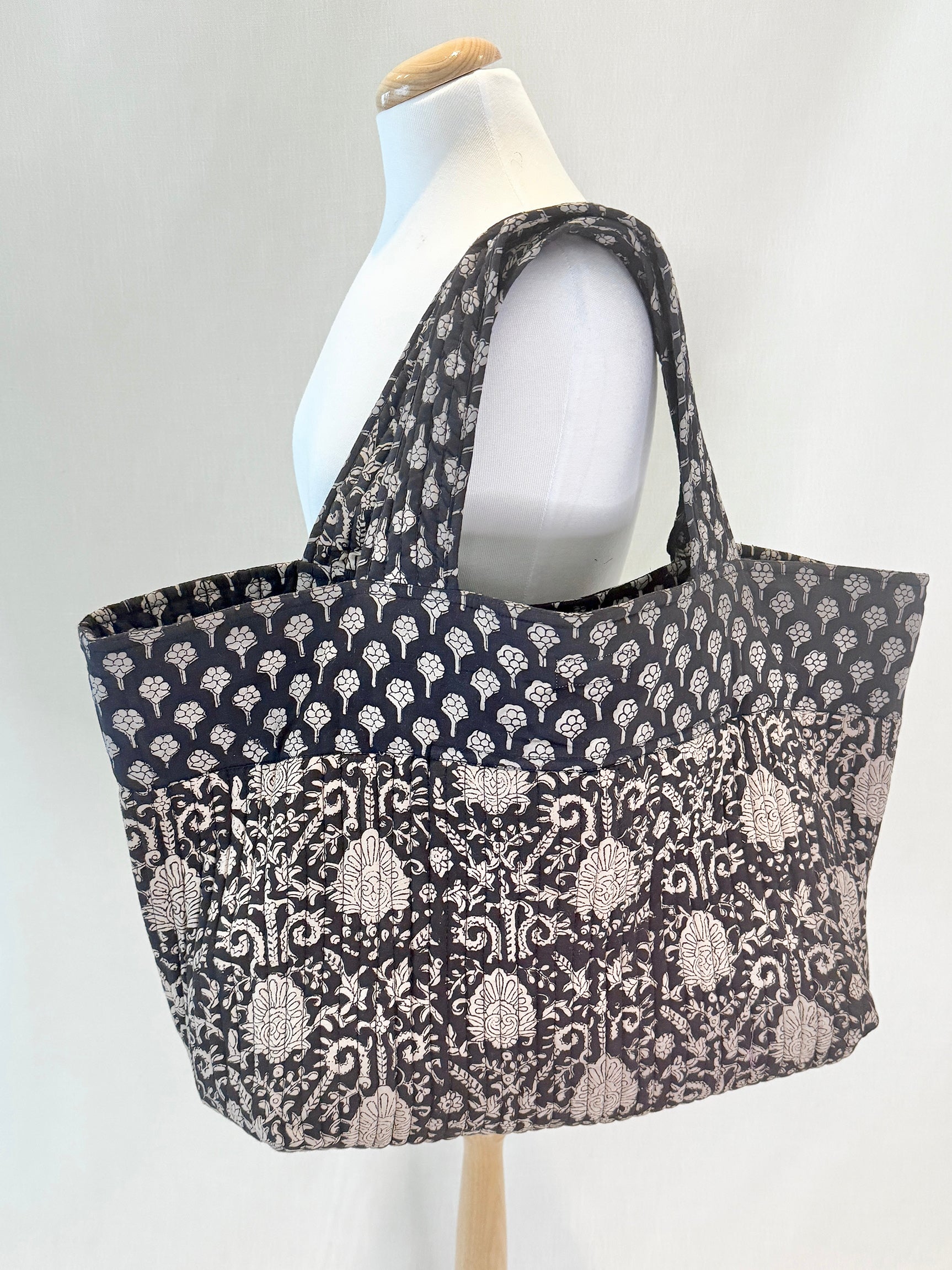 Everything Tote - Onyx