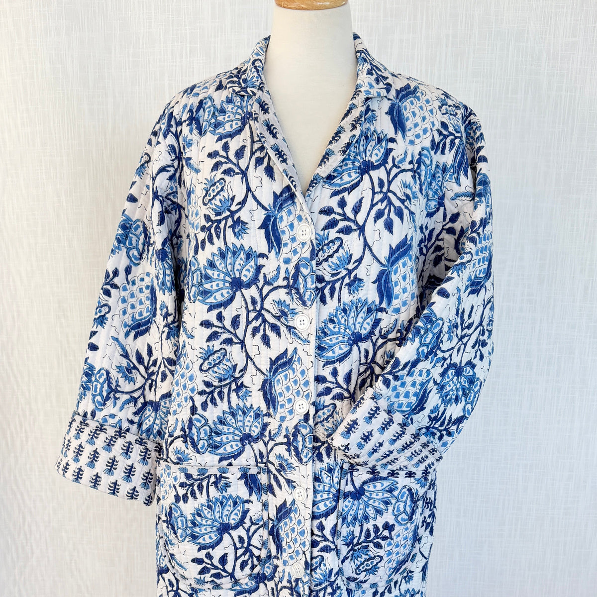 Lounge Robe / Dock Coat - Lake