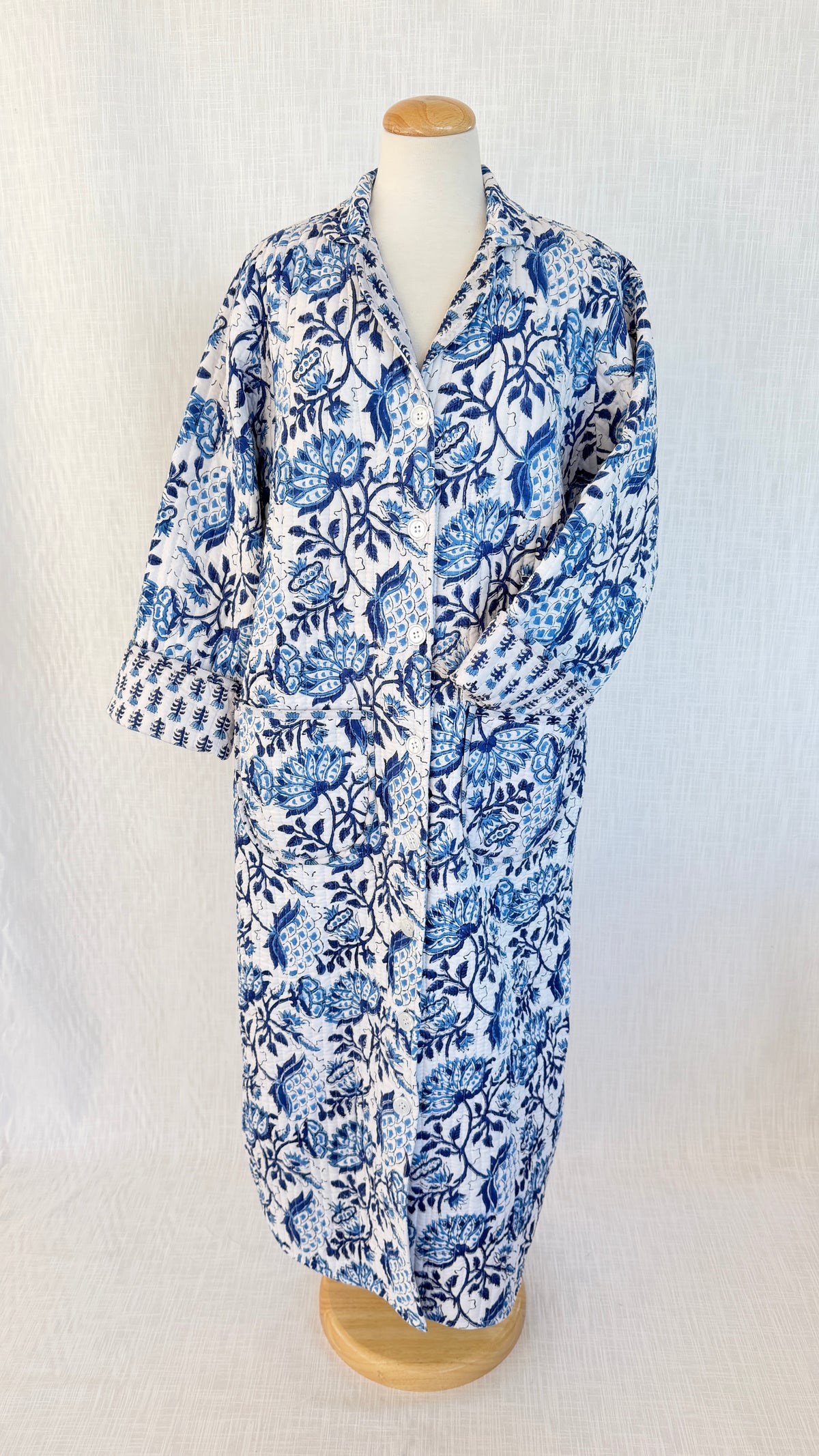 Lounge Robe / Dock Coat - Lake
