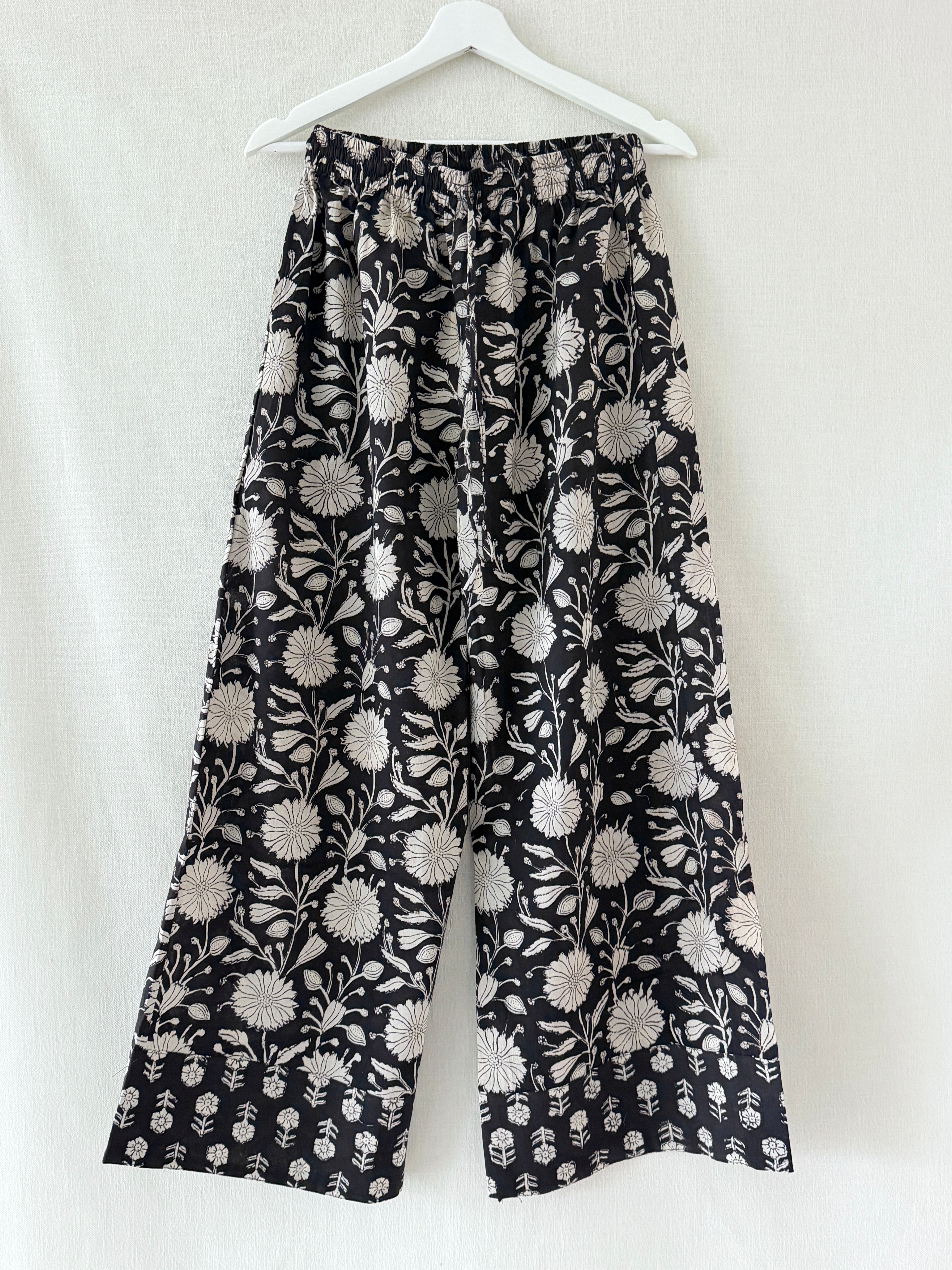 Flow Pant - Raven