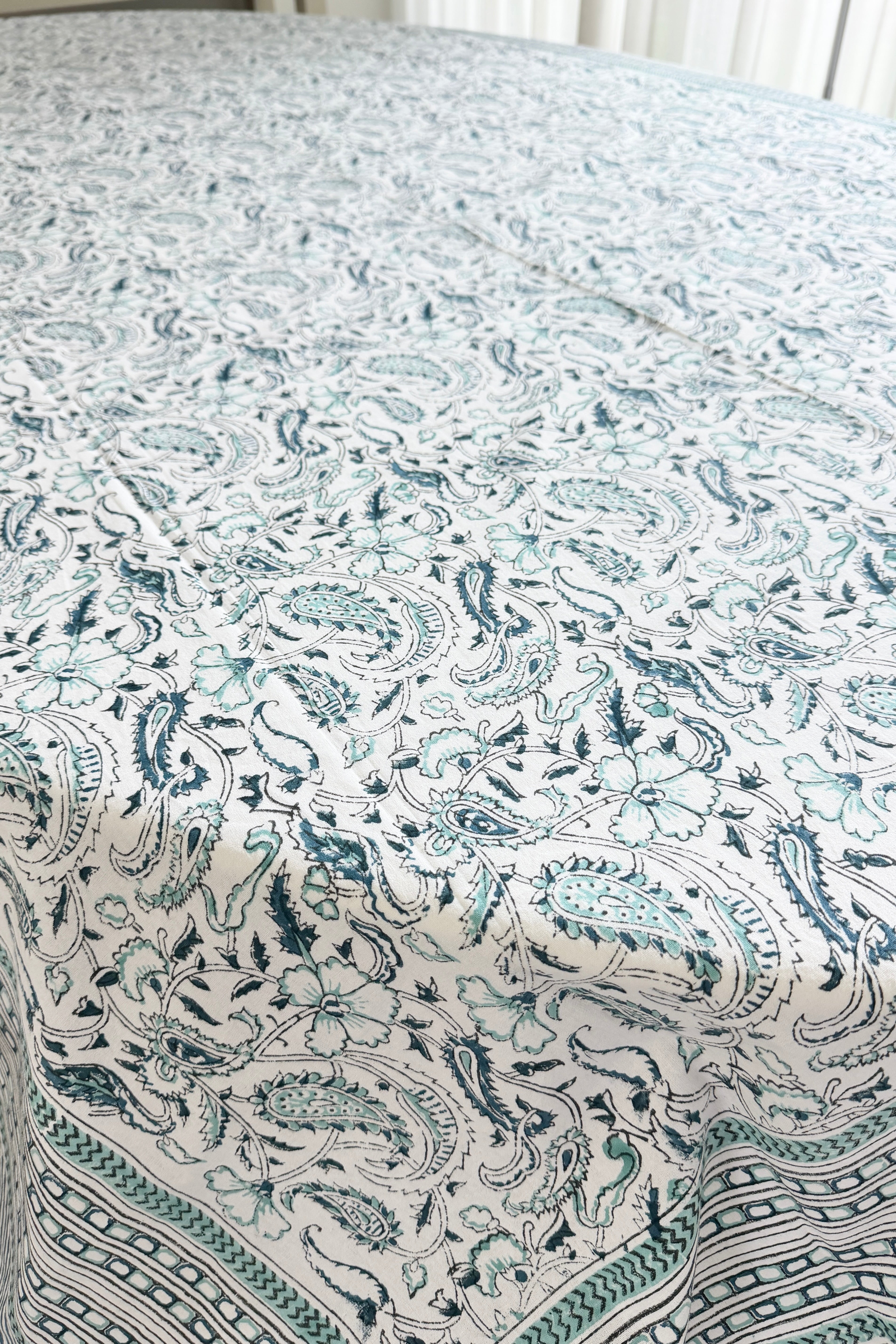 Spritz Tablecloth / Cotton Fabric Panel - Paisley