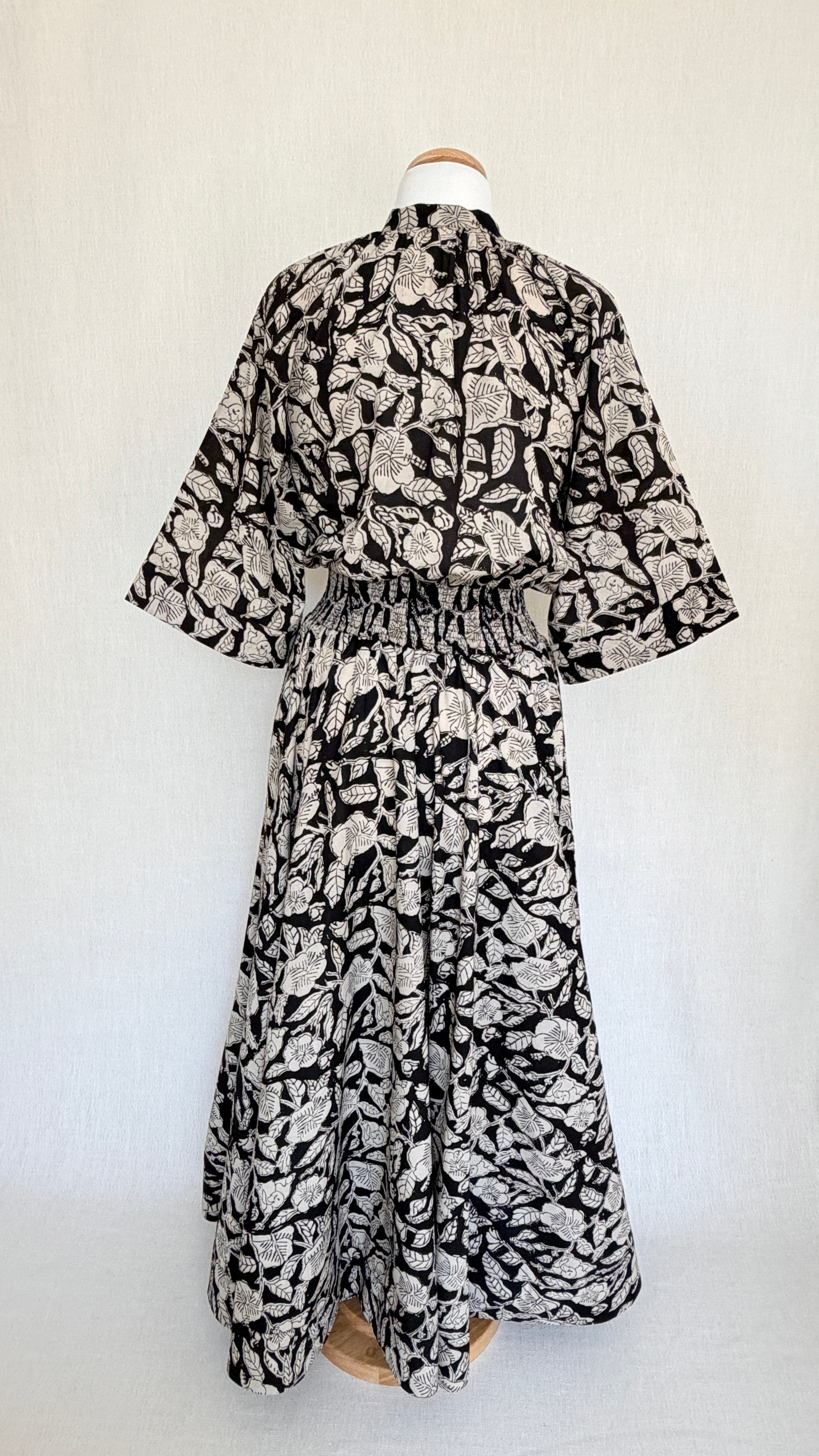 Oasis Dress - Raven