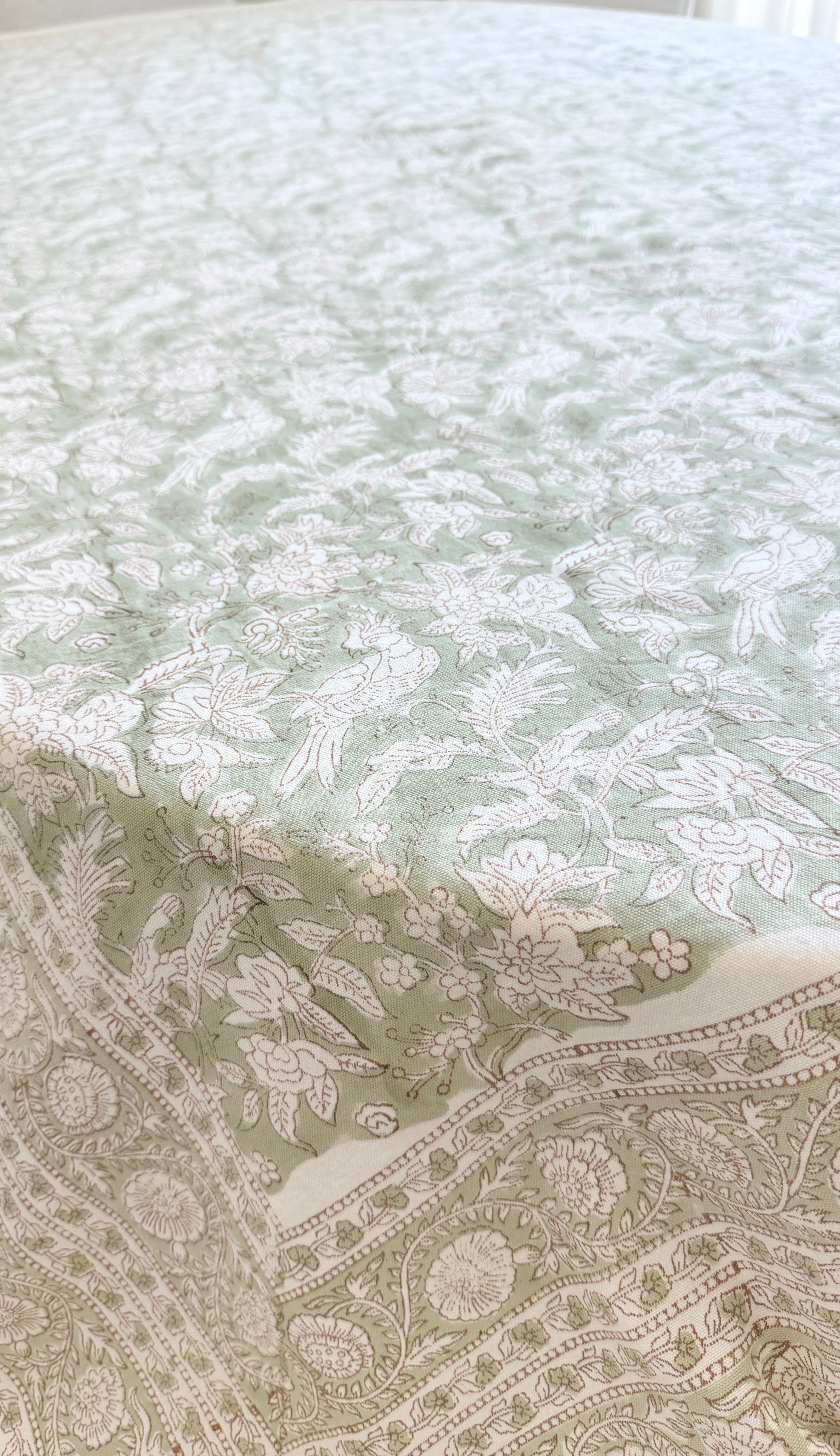 Spritz Tablecloth / Cotton Fabric Panel - Pistachio